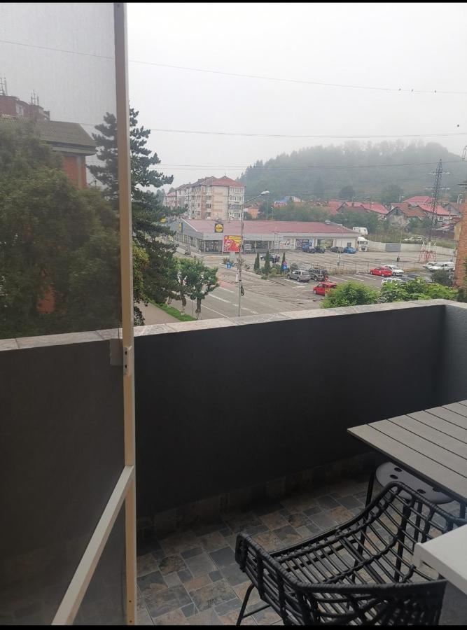 Delux Flat Straja-Lupeni Daire Lupeni  Dış mekan fotoğraf